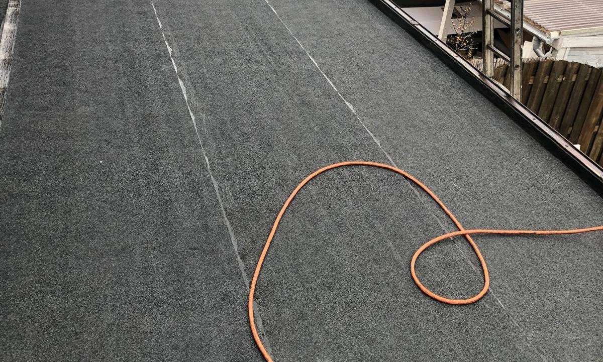 Nieuw bitumen dak aangelegd in Bloemendaal Nieuw bitumen dak aangelegd in Bloemendaal
